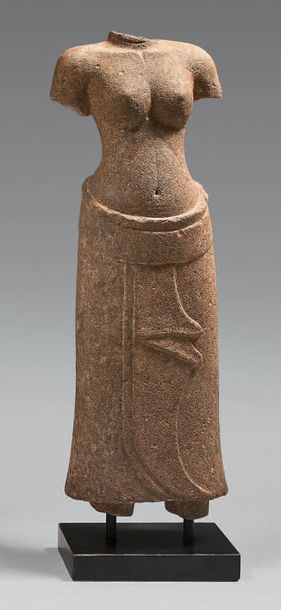 CAMBODGE - Période khmère, XIIème siècle

Torse...