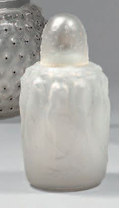 RENE LALIQUE (1860-1945)

Brûle-parfum à...