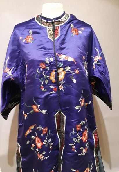 CHINE - Fin du XIXème siècle

Veste ouvrant...