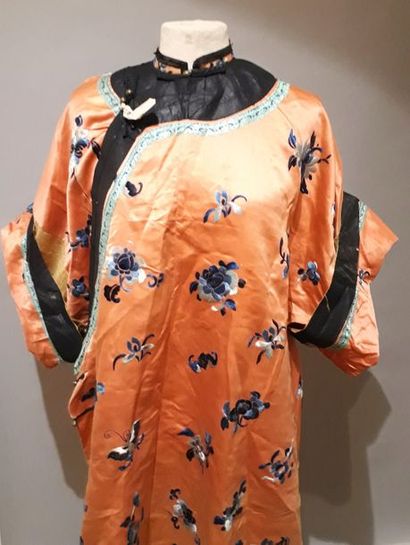 CHINE - Fin du XIXème siècle

Veste fermée...
