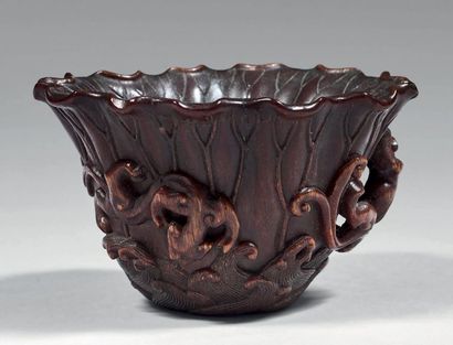 CHINE - XVIIIème siècle

Coupe libatoire...