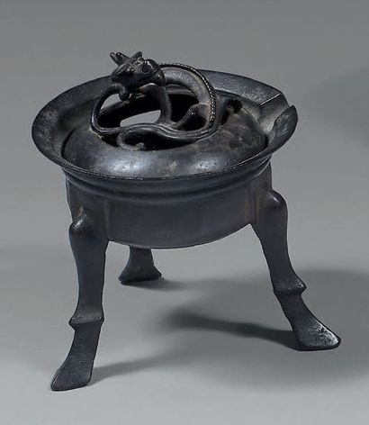 CHINE - Epoque MING (1368 - 1644)

Brûle-parfum...
