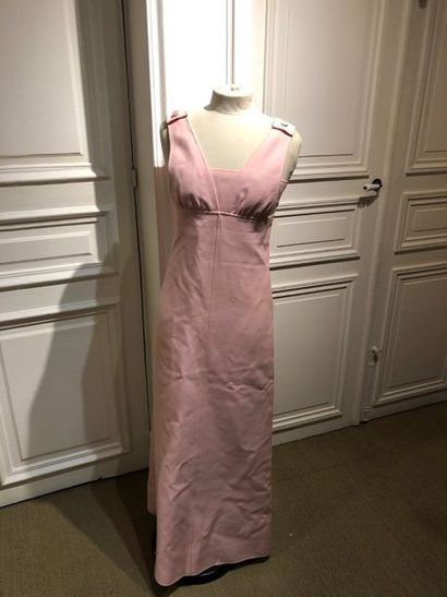 COURRÈGES PARIS COUTURE FUTURE n° 026600....