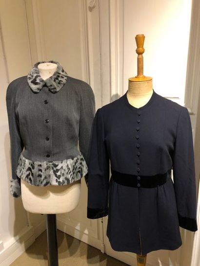Ensemble de vestes. ARMAND VENTILO. Longue...