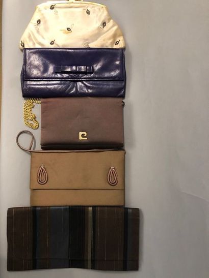 Lot : six cravates signées Nina Ricci, Carven...