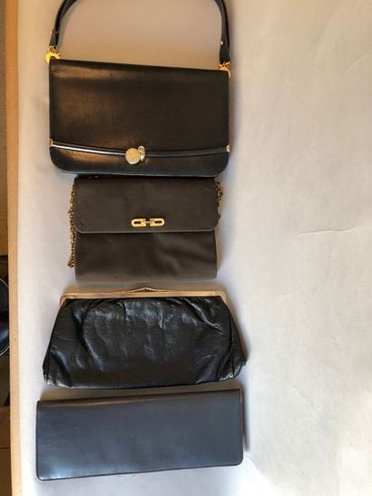 Ensemble comprenant : CELINE. Sac à main...