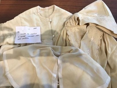 Ensemble de baptême en lainage crème brodé...