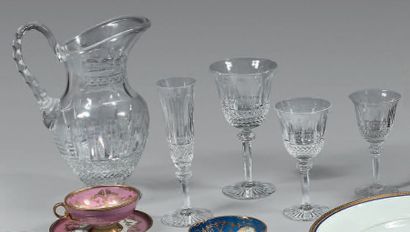 SAINT LOUIS
Partie de service de verres à...