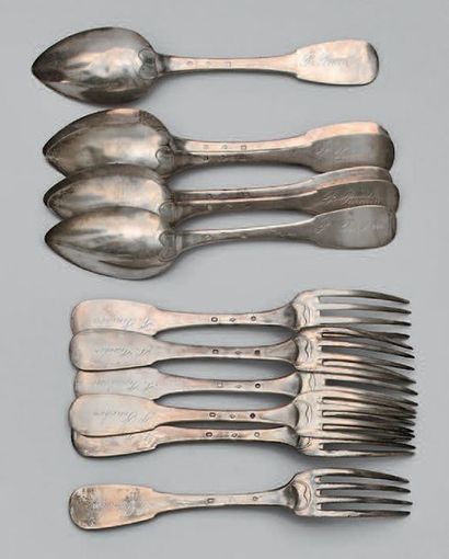 Six couverts de table en argent, modèle uni-plat,...