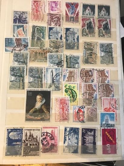 TOUS PAYS : Collection de timbres neufs et...