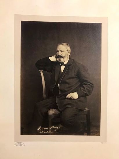 Lot de quatre photographies de Victor HUGO,...