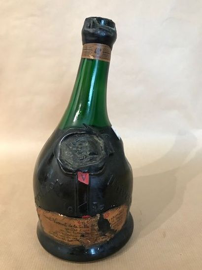 Bouteille armagnac Saint-Vivant de la Salle,...