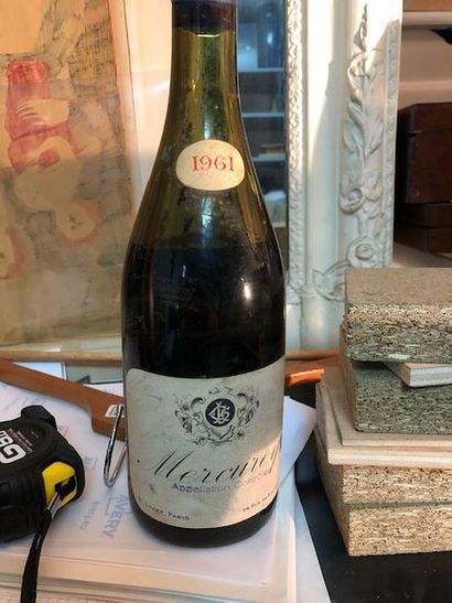 Six bouteilles de vin de Bourgogne ou du...