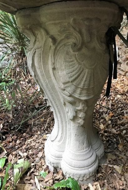 * Importante fontaine de jardin en pierre...