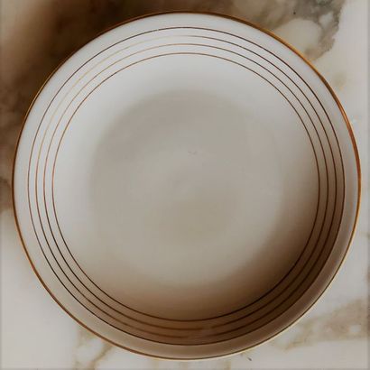 Service de table et service à thé en porcelaine...