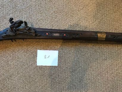 Fusil à silex d'Afrique du nord dit Moukhala.
Canon...