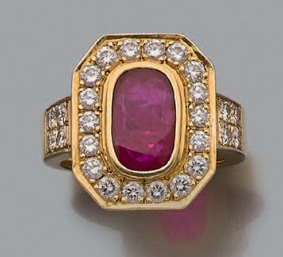 Bague en alliage d'or 14K (585), ornée d'un...