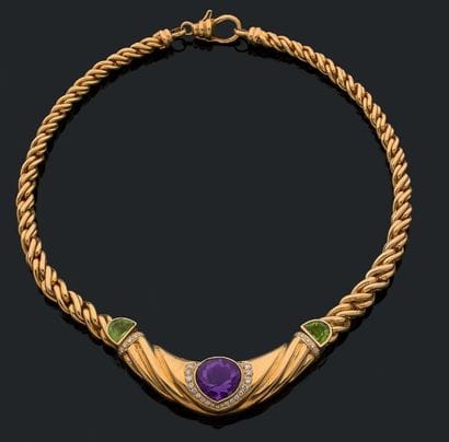 Collier en or jaune 18K (750), à motif central...