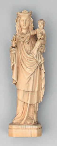 Statuette de Vierge à l'Enfant en ivoire...