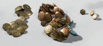 Ensemble de boutons de livrée en laiton chiffré...