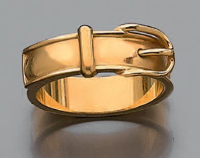 HERMES
Bague de foulard en métal doré en...