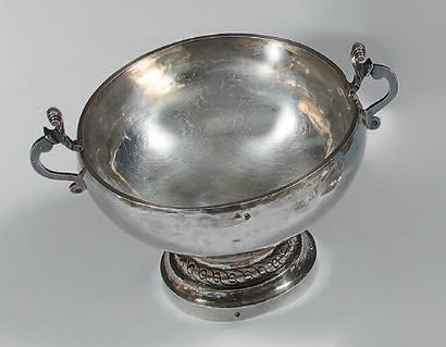 Coupe de mariage en argent (950), posant...