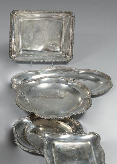 Service de platerie en argent (950), la bordure...