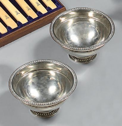 Deux coupes rince-doigts en argent (950),...