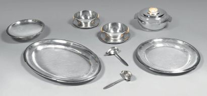 Service de platerie en argent (950) et ivoire,...