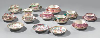 MINTON
Tasse à déjeuner et sa soucoupe et...