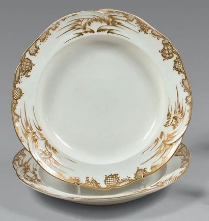 Vincennes vers 1750
Paire d'assiettes en...
