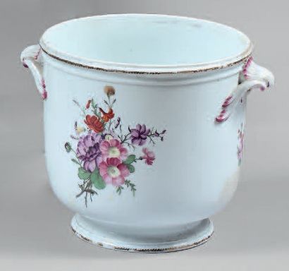 Paire de seaux à rafraîchir en porcelaine...