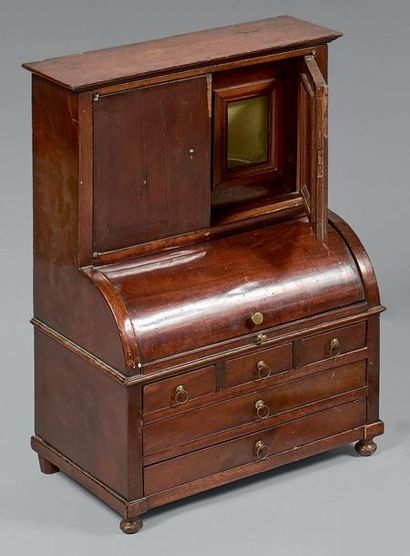 Meuble miniature en acajou et placage d'acajou...