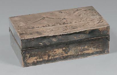JAPON - Epoque MEIJI (1868 - 1912)
Boîte...