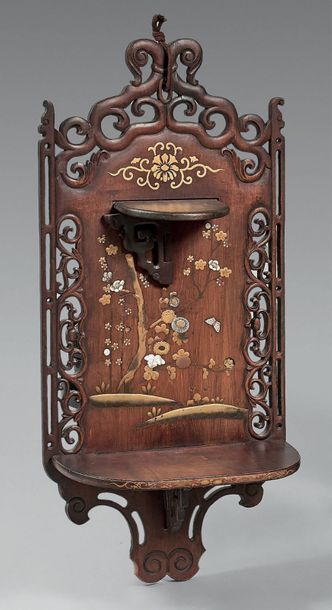 JAPON - Epoque MEIJI (1868 - 1912)
Etagère...