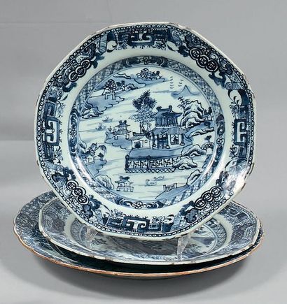 CHINE - Epoque QIANLONG (1736 - 1795)
Paire...