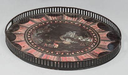 JAPON, Nagasaki - XIXème siècle
Plateau rond...