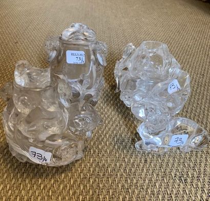 CHINE - XIXème siècle
Trois vases et un bélier...