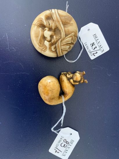 JAPON - Epoque MEIJI (1868 - 1912)
Deux netsuke...