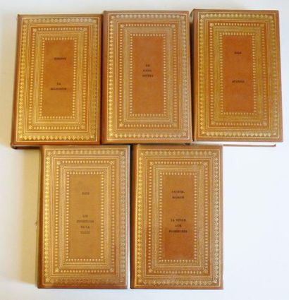 Curiosa. Lot de 5 volumes du Club Géant Classique:...