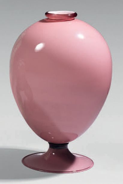 ZECCHIN Vittorio (1878-1947)
Ovoid vase on...