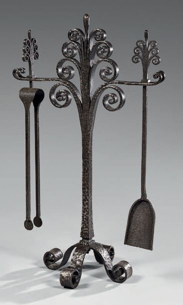BRANDT Edgar (1880-1960)
Grand nécessaire...