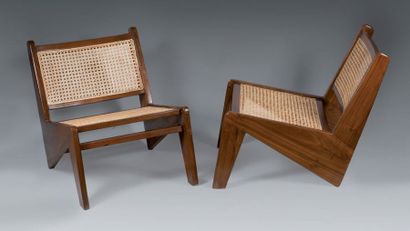 JEANNERET Pierre (1896-1967)
Paire de chauffeuses...