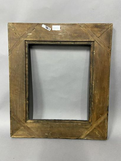Cadre dit ''à doucine'' en bois et placage...