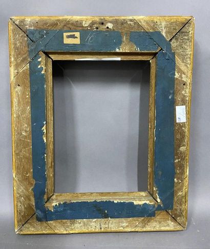 Sculpted and gilded oak frame with shells...