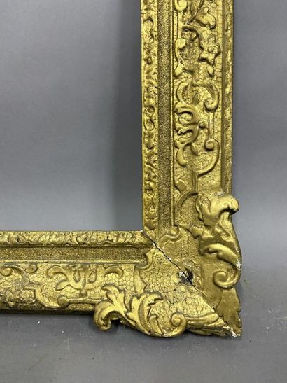 Carved and gilded fir wood frame 

England,...