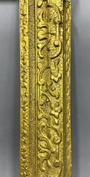 Carved and gilded fir wood frame 

England,...