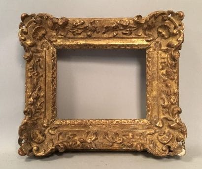 Carved and gilded wood frame

England, 18th...