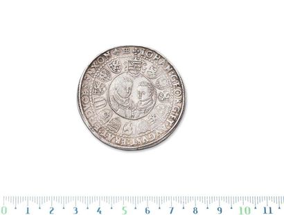 SAXE
Auguste (1553-1586): Thaler. 1571.
Christian...