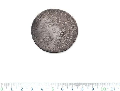 LOT:
Shield of three crowns. 1709. Amiens.
Half...